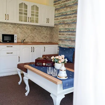 Sunny Apartment *