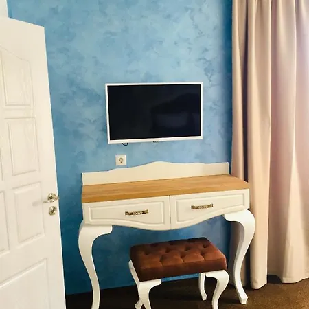 Sunny Apartment *